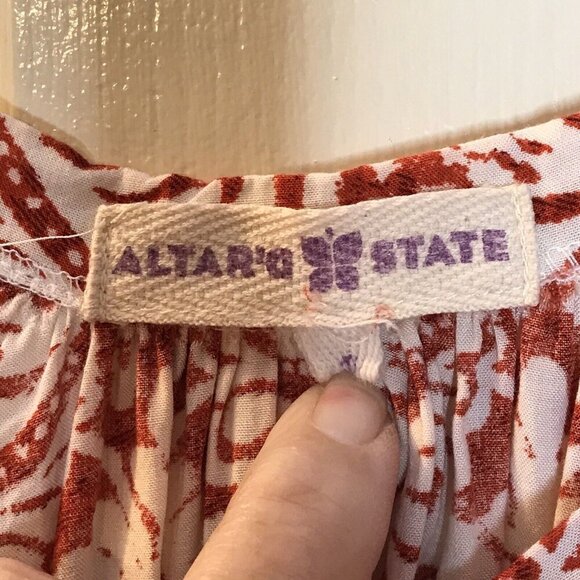 Altar’d State Womens Tunic Top Size S ? Pullover Boho Ruffle Hem‎ Relaxed Fit - Picture 8 of 9